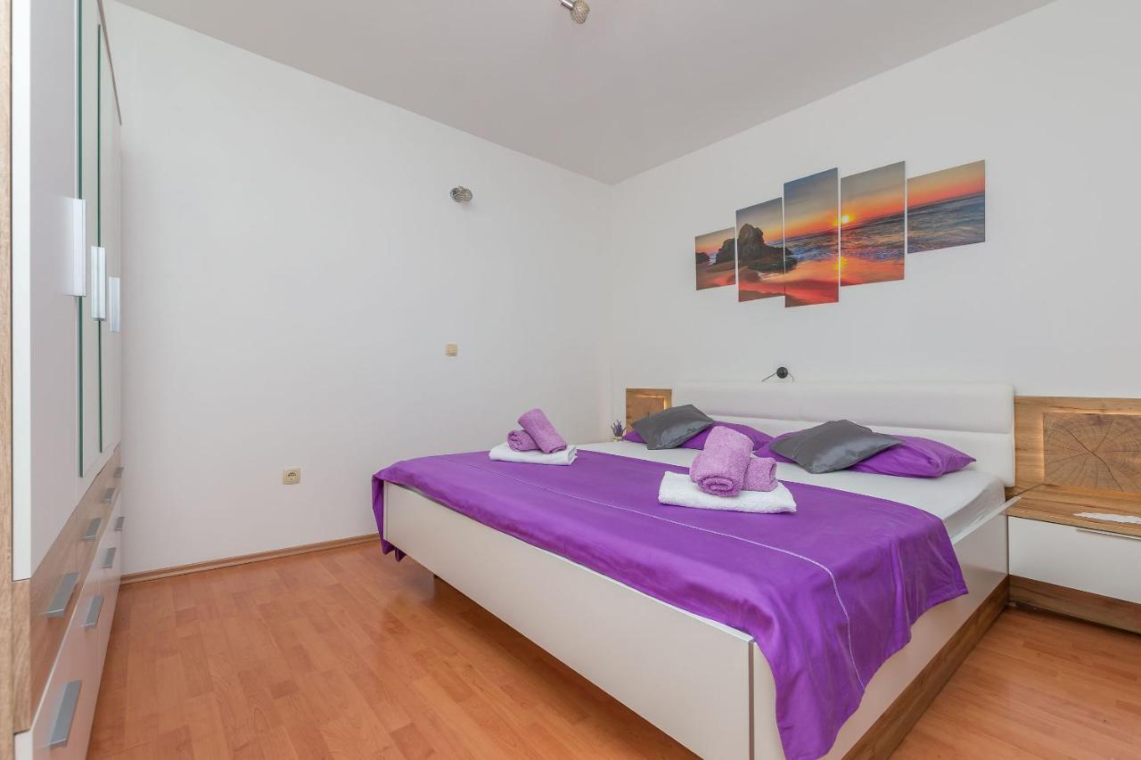 Apartment Josipa Omis